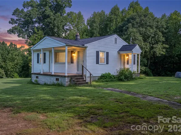 614 W Westview St, Gastonia, NC 28052