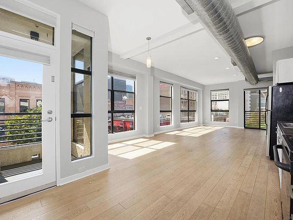 3rd image of 777 6th Ave Unit 319