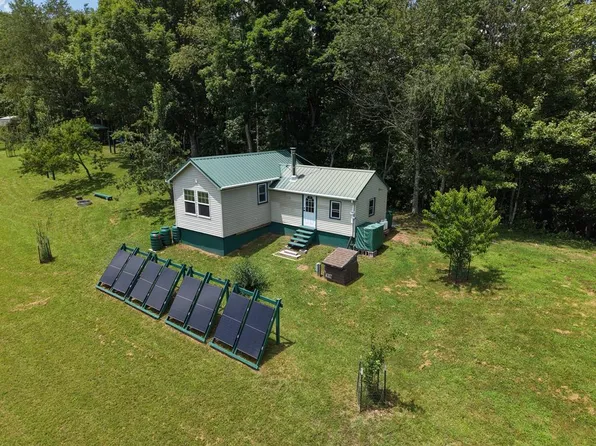 1510 Matson Dr, Marion, VA 24354