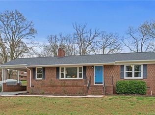 121 Wyndale Trl, Charlotte, NC 28214