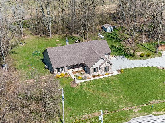 2nd image of 364 W Krepps Rd
