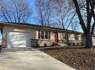 1620 Linn Ave, Marshall, MO 65340