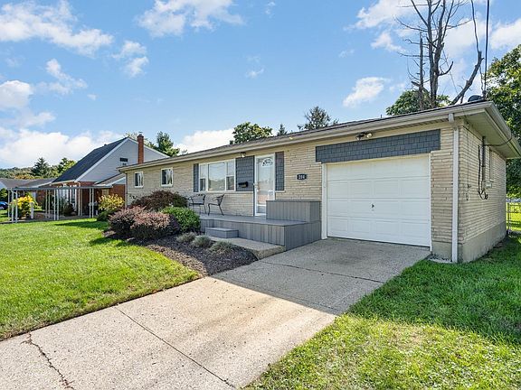 2nd image of 204 Sunset Ave