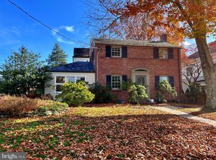 5325 Yorktown Rd, Bethesda, MD 20816