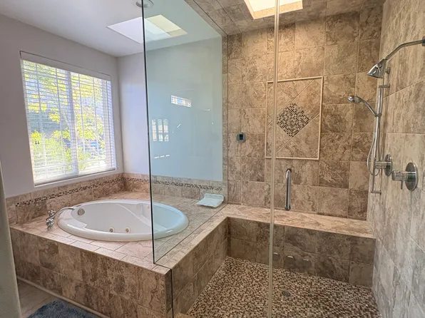 882 Harbor Crossing Ln, Marina Del Rey, CA 90292