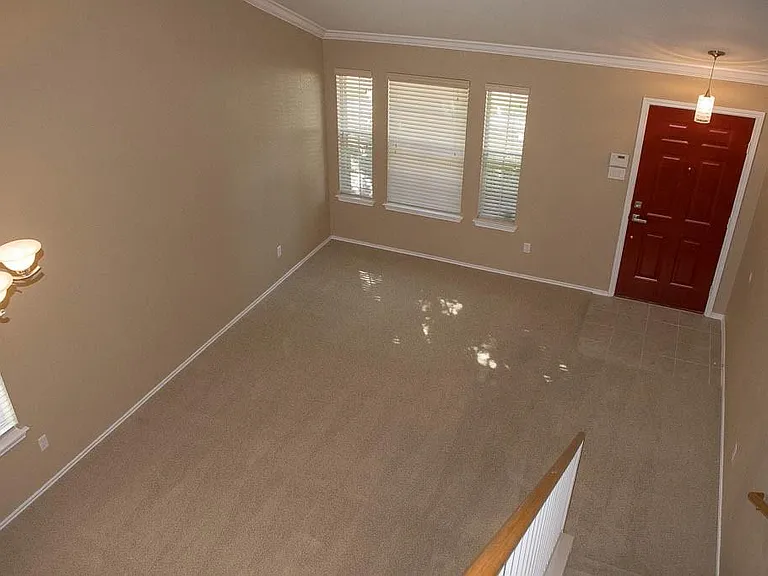 1708 Darjeeling Dr — Photo 12