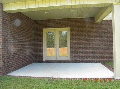 4th image of 12117 Poplar Dr