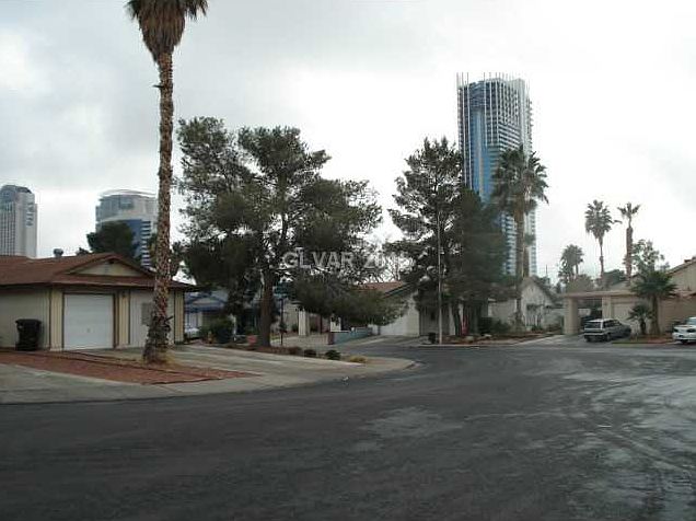 1st image of 3929 Calle Fermo