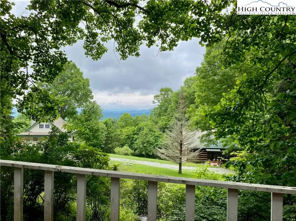 916 Harley Perry Road, Zionville, NC 28698