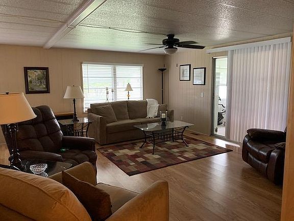 2nd image of 4132 Royal Manor Blvd