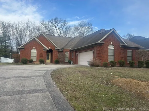249 Bartholomew Boulevard, Jeffersonville, IN 47130