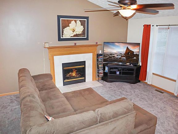 5th image of 3564 Cove Lake Ln