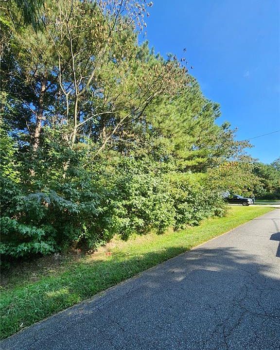 1st image of 13 Truitt Rd