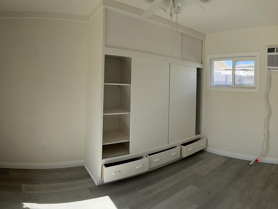 view of second bedroom