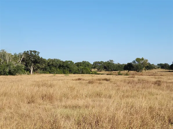 Fm 318, Hallettsville, TX 77964