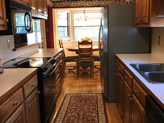 Kitchen/breakfast area