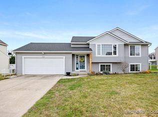 1762 Creed Ct SW, Wyoming, MI 49519