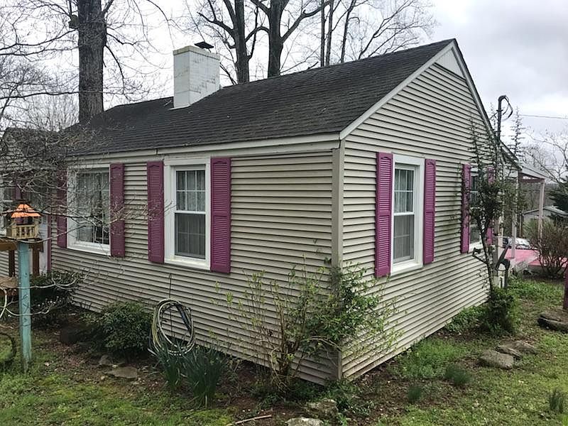 2nd image of 113 Hilltop Ln