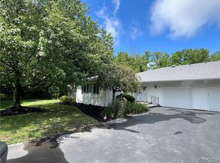 5861 Goodrich Rd APT 7C, Clarence Center, NY 14032