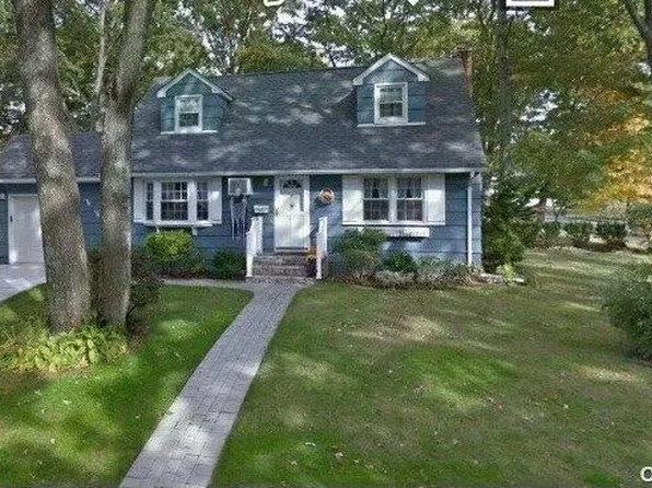 1709 Porter Place, North Bellmore, NY 11710