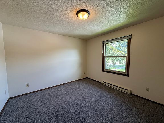4th image of 4615 Fairfax St APT 6