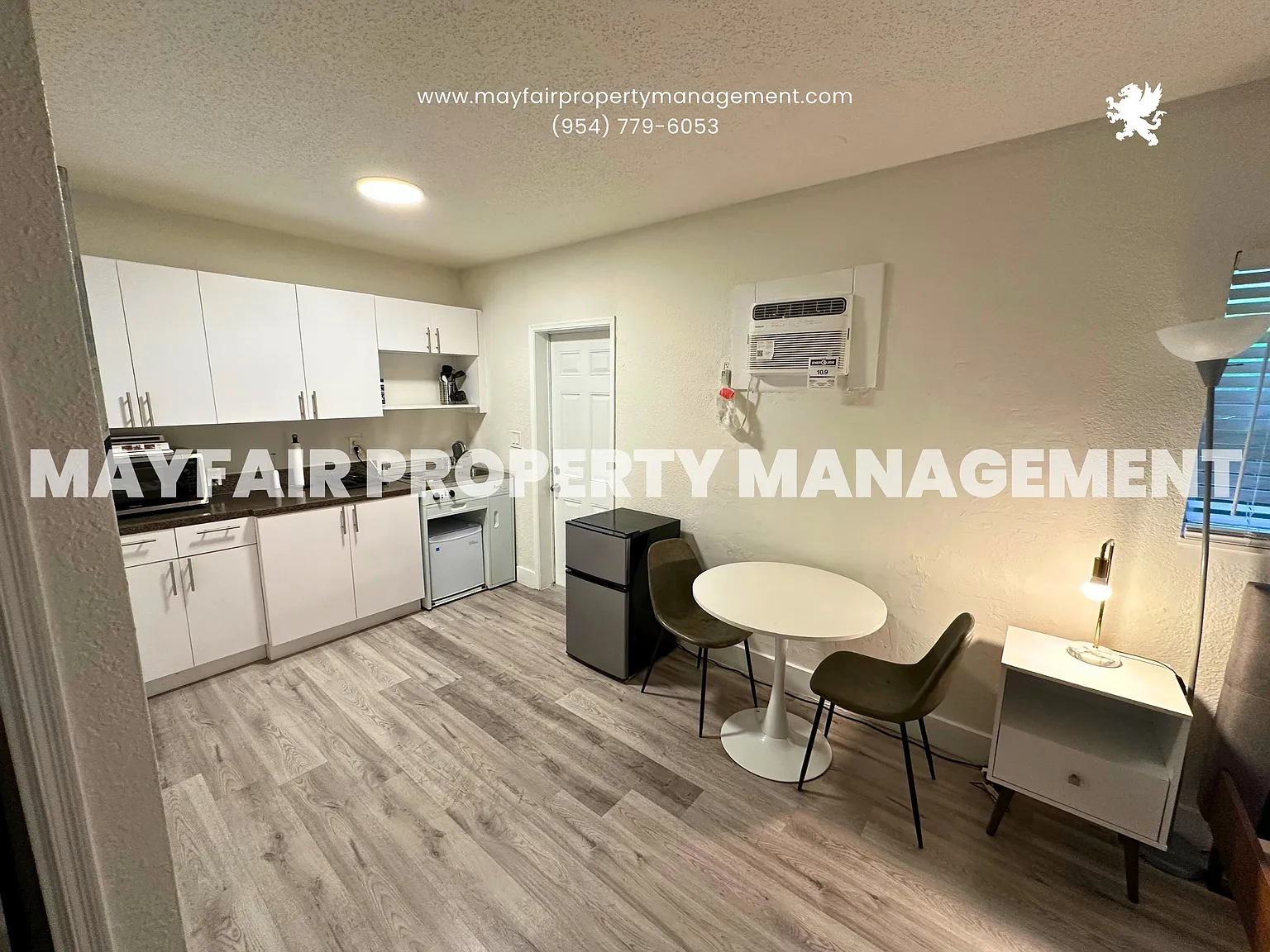421 Sunset Drive - 5 — Photo 3