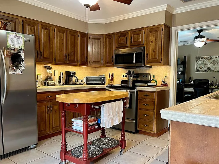 15542 Earlport Cir — Photo 6