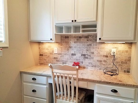 4th image of 9817 Chesney Hills Ln