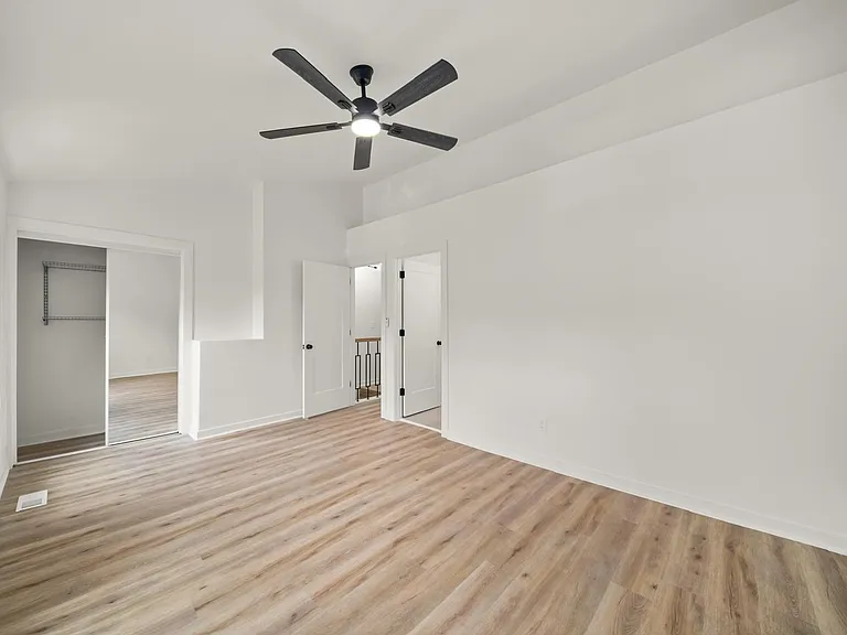 1105 Wedgewood Way — Photo 11