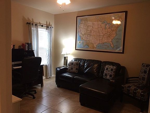 5th image of 501 Silver Palm Dr