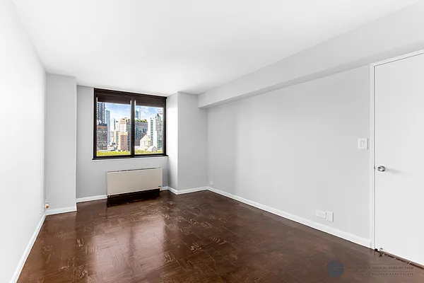 Rented by Douglas Elliman | media 20