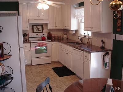4th image of 265 Shady Oak Dr