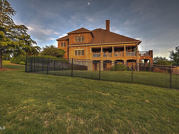 4th image of 132 Westover Dr