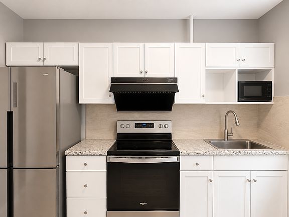 3rd image of 3215 Dawson St #3