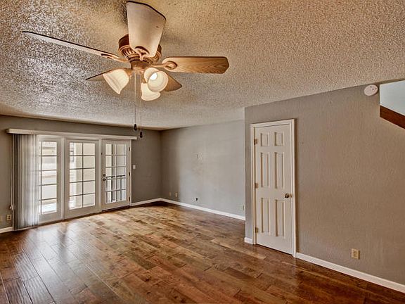 5th image of 2201 W Union Hills Dr Unit 105