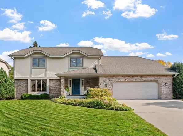 4202 Willow Wood Dr, Vadnais Heights, MN 55127