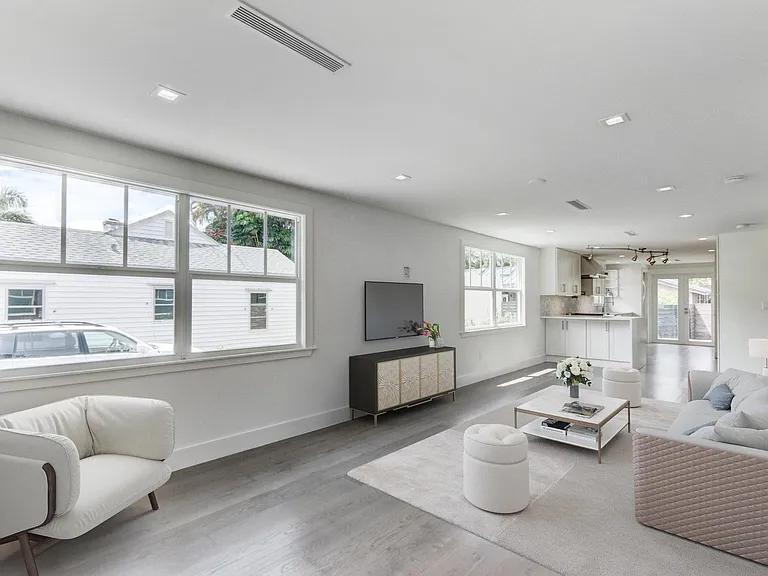 833 Ardmore Rd — Photo 10