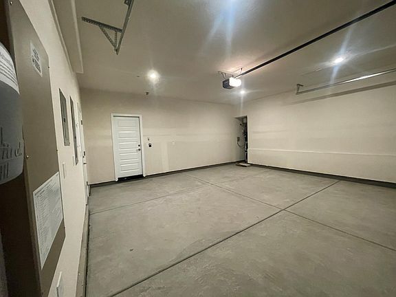 4th image of 3049 Blackwelder Way