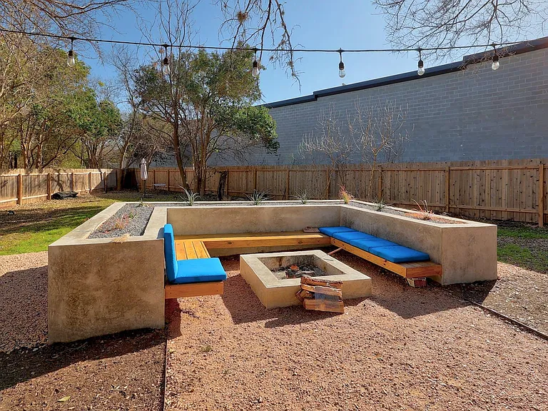 2209 Thornton Rd #A — Photo 33