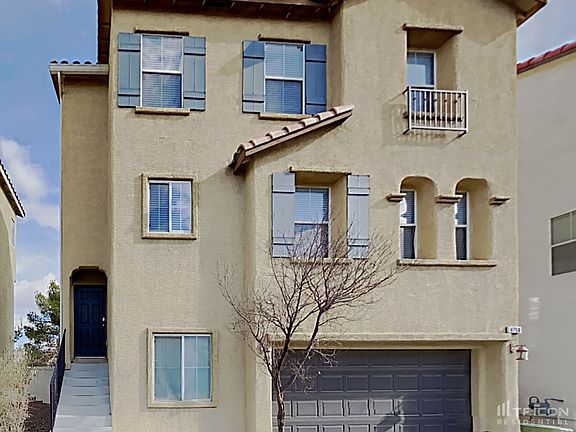 2nd image of 4758 Priory Gardens St