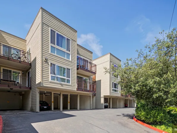 5844 NE 75th St Unit A212, Seattle, WA 98115