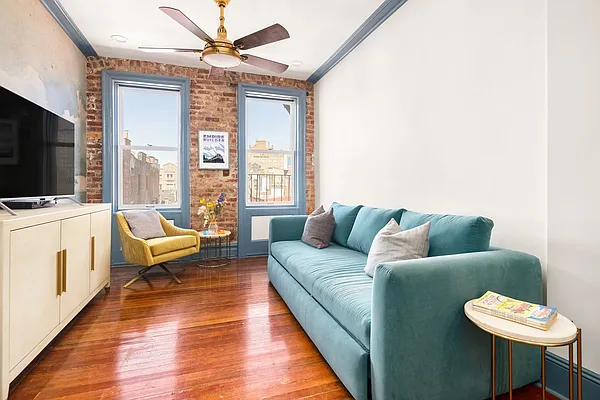 Sold by Compass | media 3