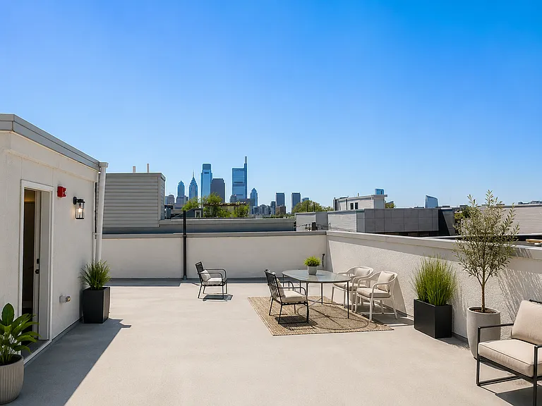 922 N 17th St #6T — Photo 11