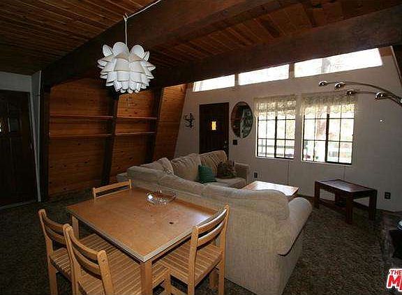 4th image of 43075 Sunset Dr