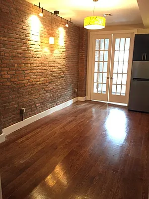 Rented by Evergreen Apartments BK | media 19