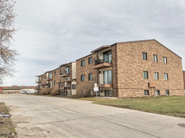 2650 15th St S APT 104, Fargo, ND 58103