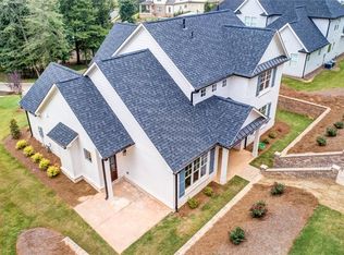 597 Piedmont Rd, Gainesville, GA 30501