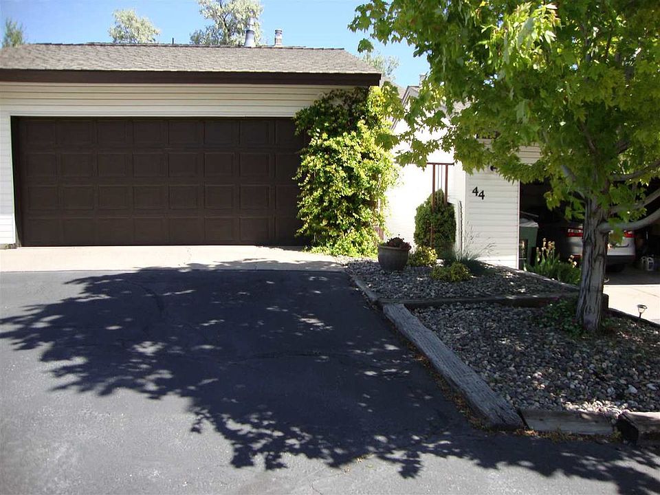 1st image of 44 Cedar Hills Dr