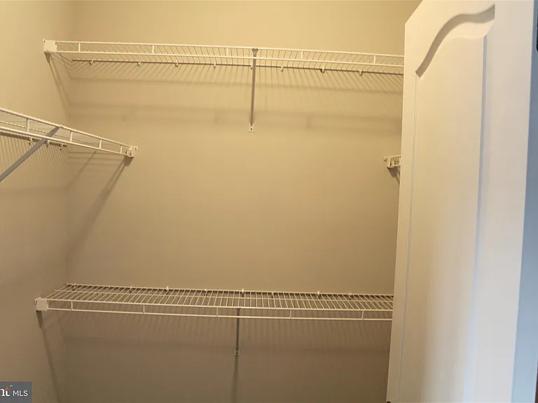 6050 Krantz Dr — Photo 13