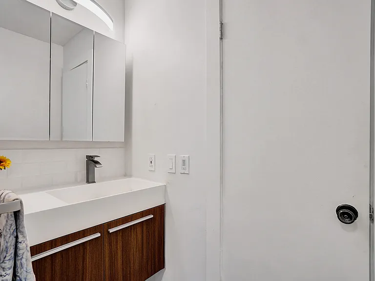 6289 Bay Club Dr #3 — Photo 22